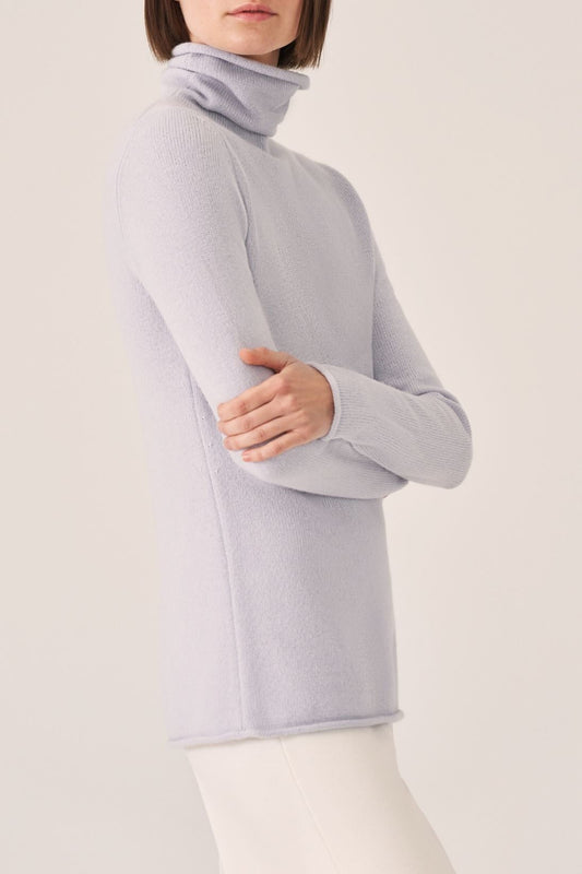 CASHMERE ROLL COLLAR TURTLENECK