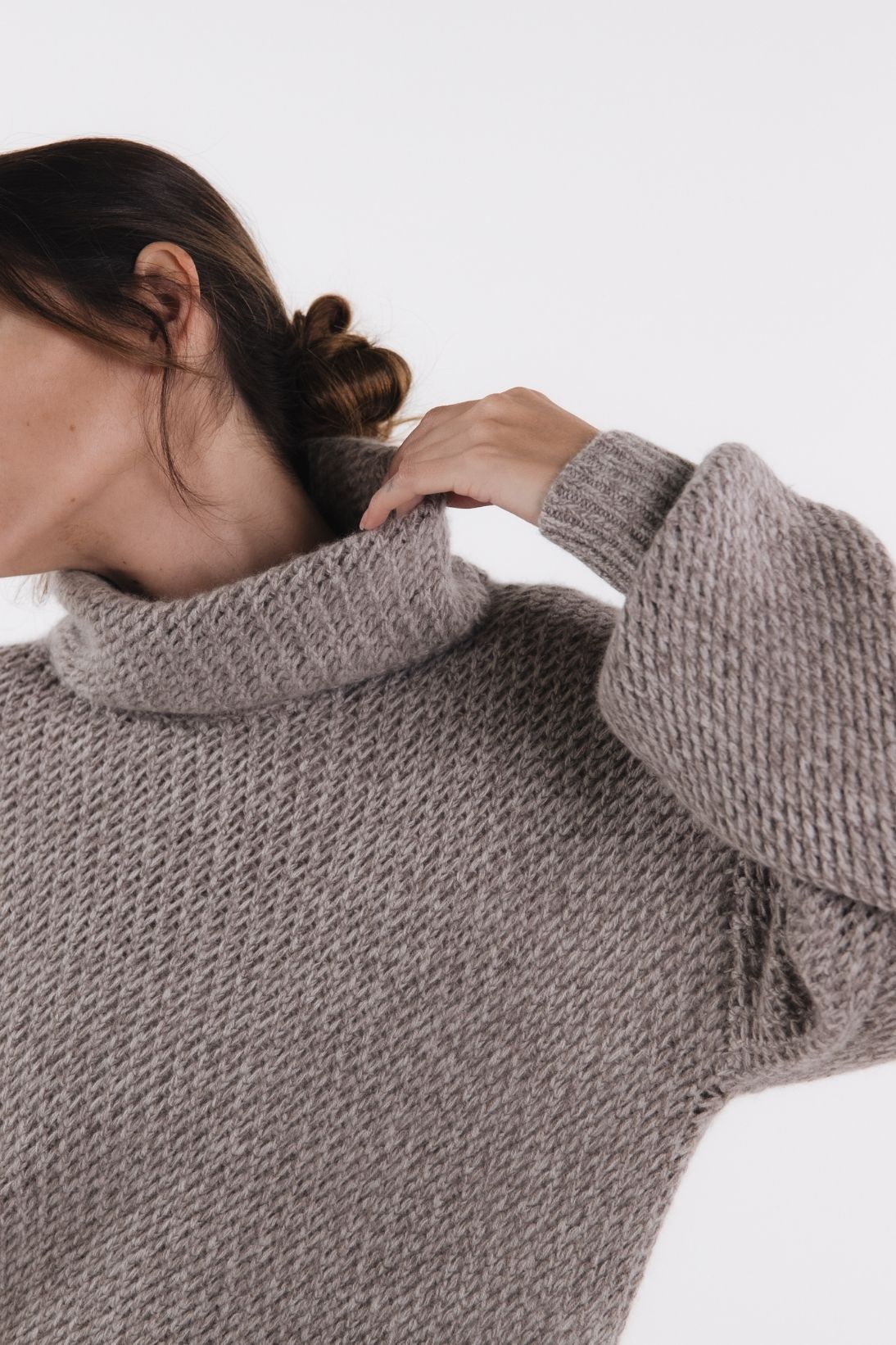 BI-COLOR CHUNKY LUXE TURTLENECK