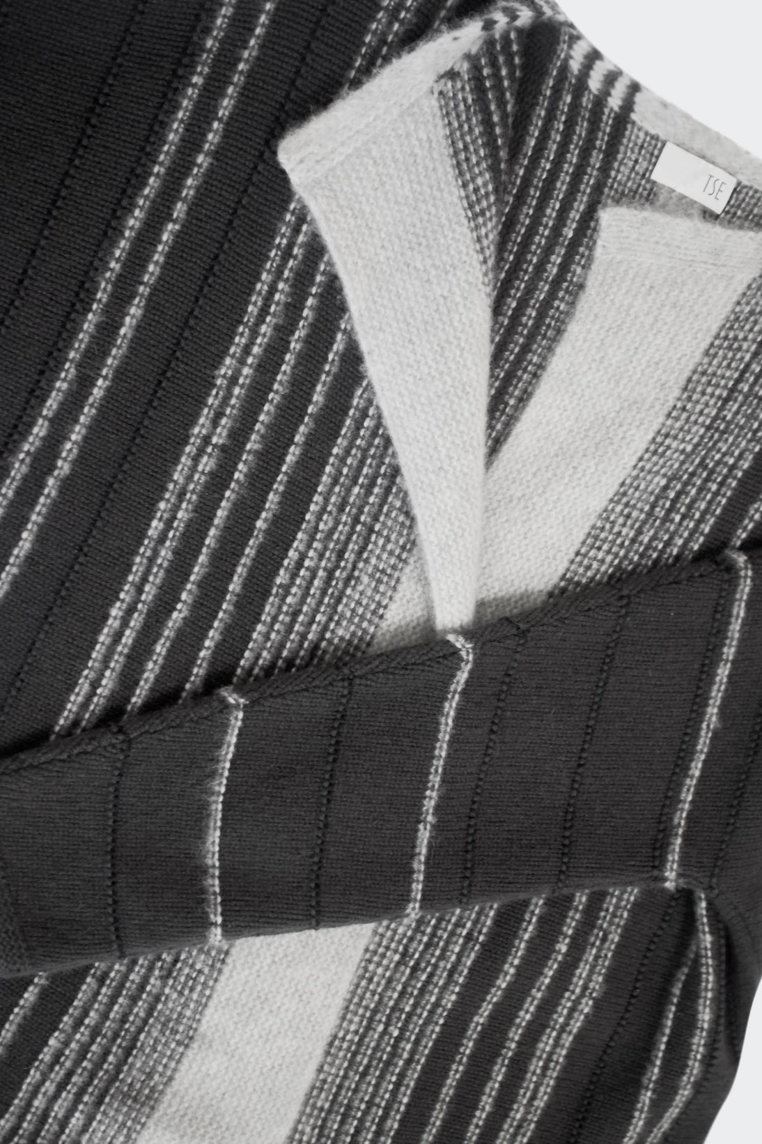 STRIPED CARDIGAN